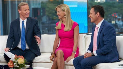 ainsley earhardt legs|‘Fox & Friends’ Trio Reveals Secrets of the Curvy Couch .